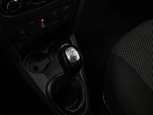 Renault Logan II с пробегом 2016 года, цена 784 000 рублей, 190131 км, седан, Автокод Объявления