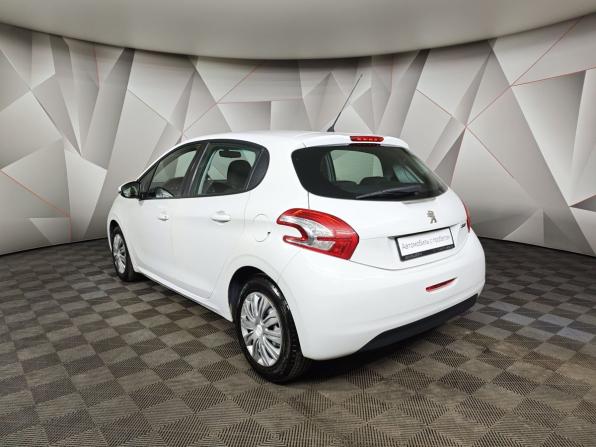 Peugeot 208 I с пробегом 2013 года, цена 499 000 рублей, 241046 км, хэтчбек, Автокод Объявления