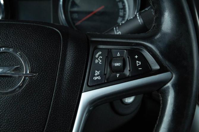 Opel Astra J Рестайлинг с пробегом 2012 года, цена 1 029 000 рублей, 159000 км, хэтчбек, Автокод Объявления