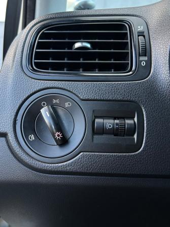 Volkswagen Polo V с пробегом 2011 года, цена 660 000 рублей, 180000 км, седан, Автокод Объявления
