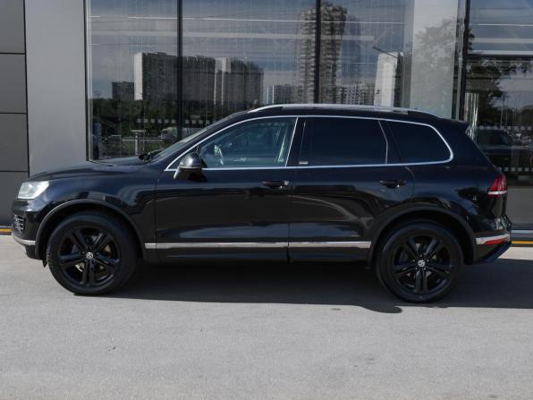 Volkswagen Touareg II Рестайлинг с пробегом 2017 года, цена 3 349 000 рублей, 173872 км, внедорожник, Автокод Объявления