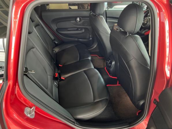 Mini Clubman II Рестайлинг с пробегом 2021 года, цена 2 255 900 рублей, 105422 км, универсал, Автокод Объявления