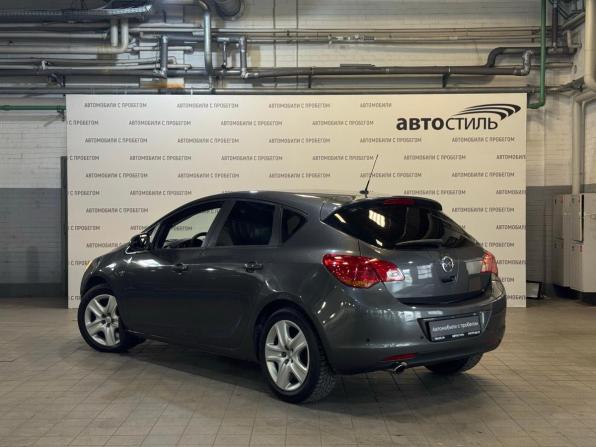 Opel Astra J с пробегом 2012 года, цена 599 000 рублей, 178000 км, хэтчбек, Автокод Объявления