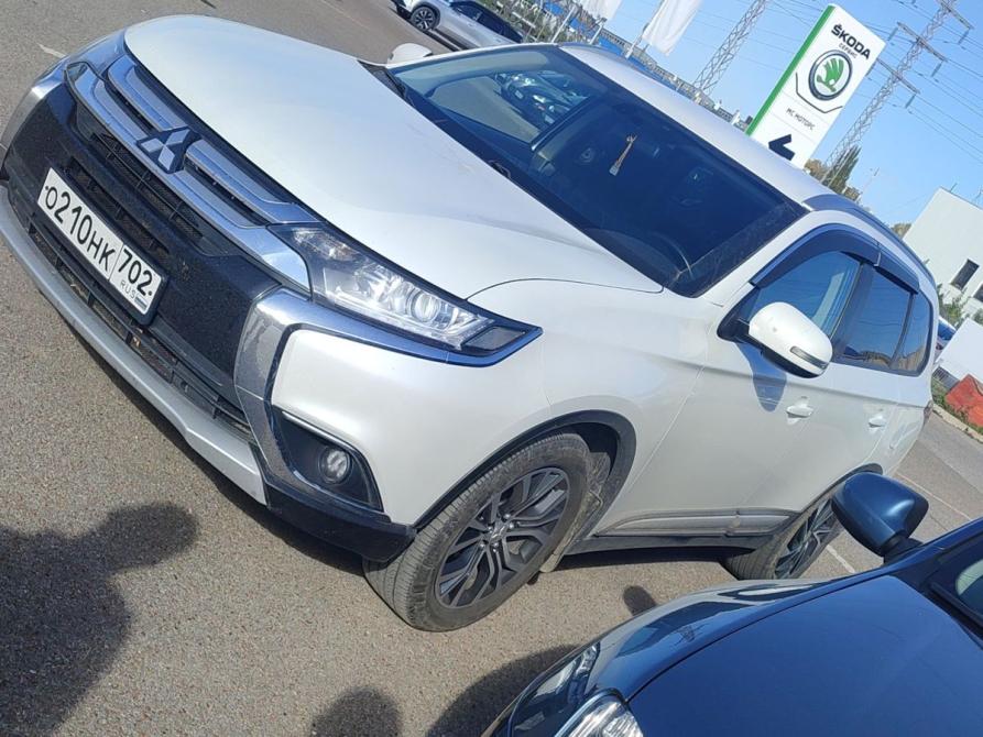 Mitsubishi Outlander III Рестайлинг 2 Уфа  - изображение 1