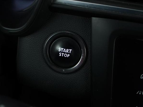 Renault Kadjar I Рестайлинг с пробегом 2020 года, цена 1 799 434 рубля, 71421 км, внедорожник, Автокод Объявления