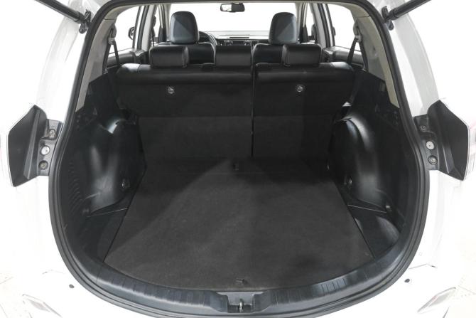 Toyota RAV4 IV (XA40) Рестайлинг с пробегом 2015 года, цена 2 429 000 рублей, 202000 км, внедорожник, Автокод Объявления