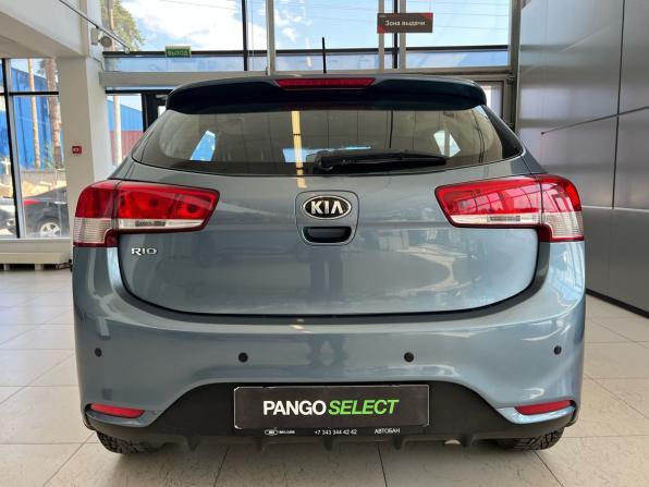 Kia Rio III Рестайлинг с пробегом 2015 года, цена 989 000 рублей, 132392 км, хэтчбек, Автокод Объявления