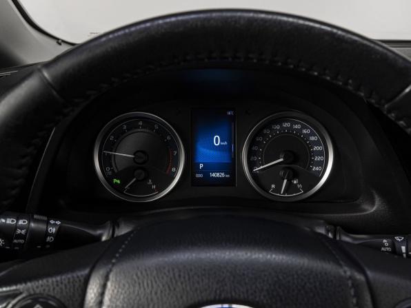 Toyota Corolla XI (E160 E170 E180) Рестайлинг 1 с пробегом 2018 года, цена 1 570 000 рублей, 140824 км, седан, Автокод Объявления
