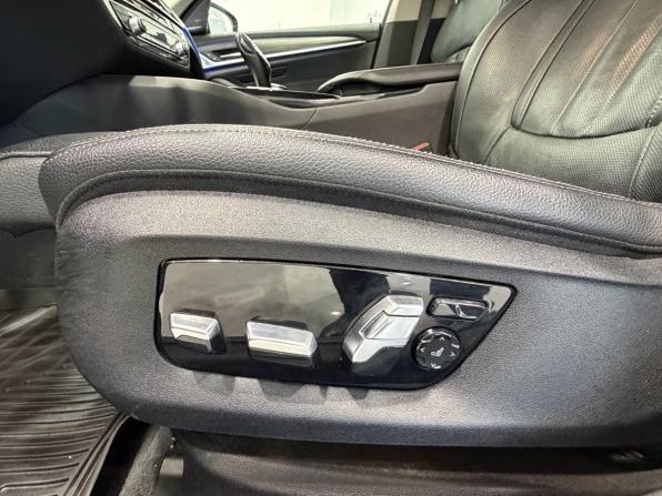BMW 5 серии VII (G30/G31/G38) с пробегом 2019 года, цена 3 045 000 рублей, 182000 км, седан, Автокод Объявления