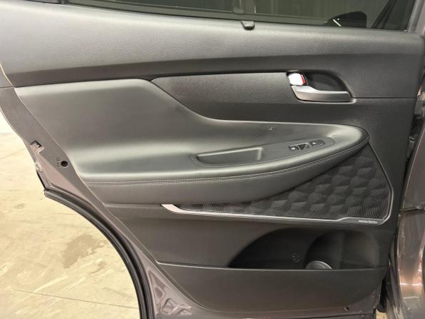 Hyundai Santa Fe IV Рестайлинг с пробегом 2021 года, цена 3 597 000 рублей, 86861 км, внедорожник, Автокод Объявления