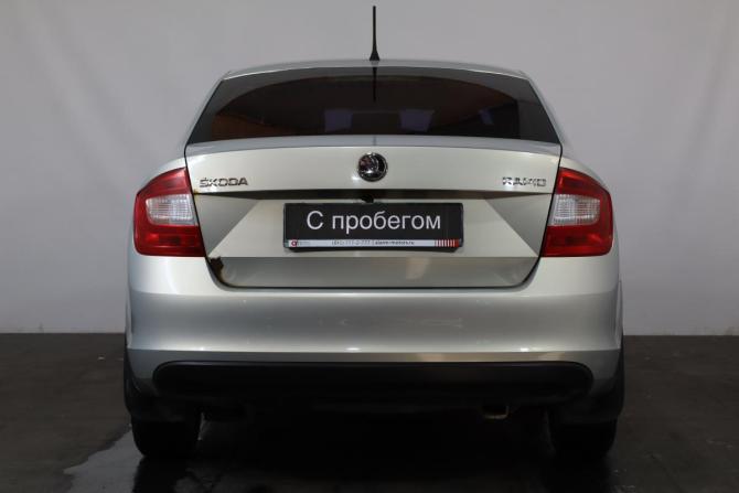 Skoda Rapid I с пробегом 2014 года, цена 699 000 рублей, 218000 км, лифтбек, Автокод Объявления