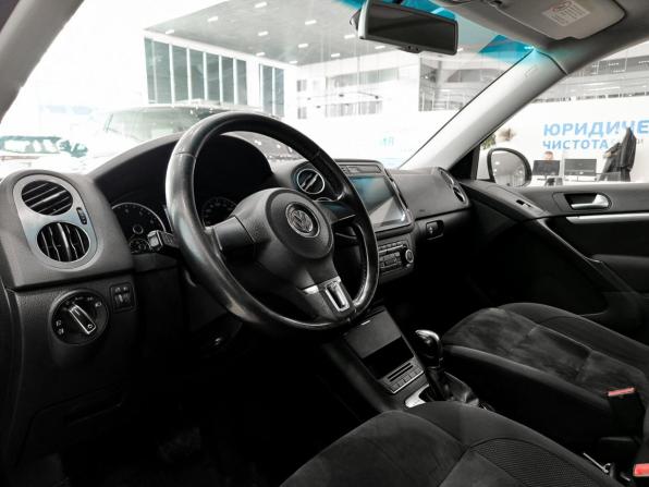Volkswagen Tiguan I Рестайлинг с пробегом 2012 года, цена 1 050 000 рублей, 213896 км, внедорожник, Автокод Объявления