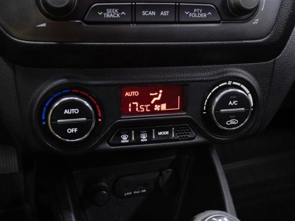 Kia Rio III с пробегом 2013 года, цена 849 000 рублей, 208765 км, седан, Автокод Объявления