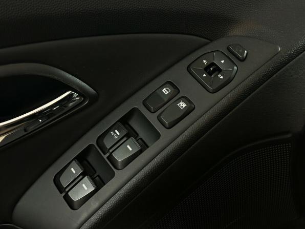 Hyundai ix35 I с пробегом 2012 года, цена 1 445 000 рублей, 121382 км, внедорожник, Автокод Объявления