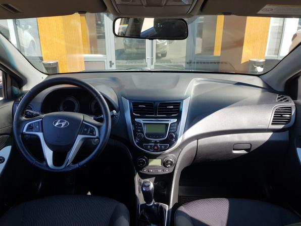 Hyundai Solaris I с пробегом 2011 года, цена 695 000 рублей, 199000 км, седан, Автокод Объявления