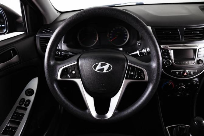 Hyundai Solaris I Рестайлинг с пробегом 2015 года, цена 789 000 рублей, 62823 км, седан, Автокод Объявления
