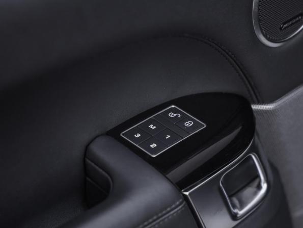 Land Rover Range Rover Sport II Рестайлинг с пробегом 2019 года, цена 7 400 000 рублей, 41765 км, внедорожник, Автокод Объявления