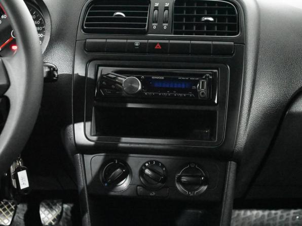 Volkswagen Polo V с пробегом 2013 года, цена 650 000 рублей, 214518 км, седан, Автокод Объявления