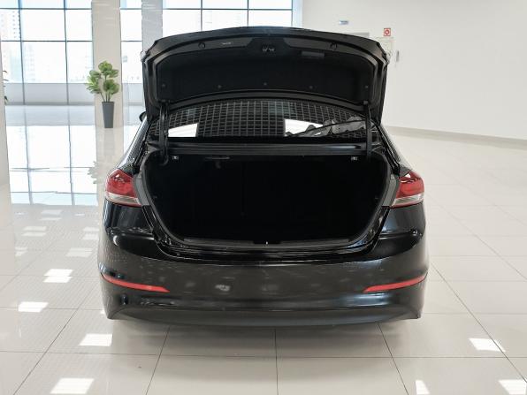 Hyundai Elantra VI (AD) с пробегом 2017 года, цена 819 000 рублей, 177404 км, седан, Автокод Объявления