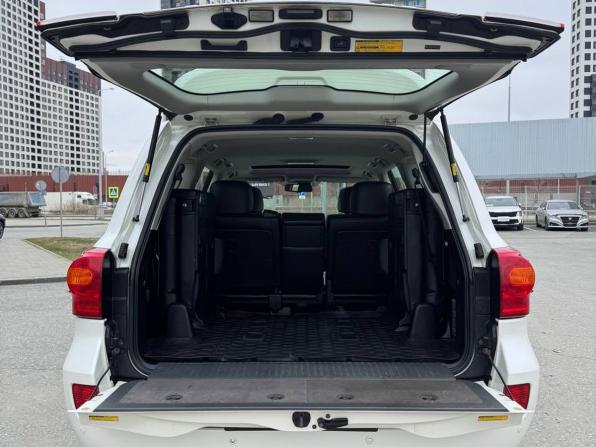 Toyota Land Cruiser 200 Series Рестайлинг 1 с пробегом 2013 года, цена 3 950 000 рублей, 204391 км, внедорожник, Автокод Объявления