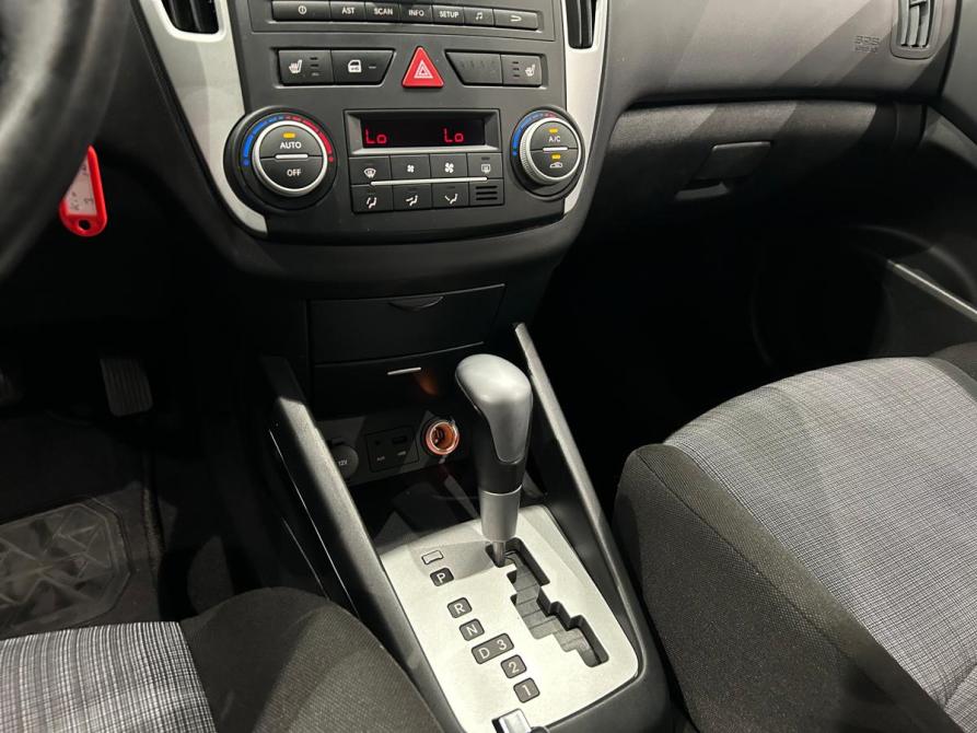 Kia Ceed I Рестайлинг Санкт-Петербург  - изображение 19