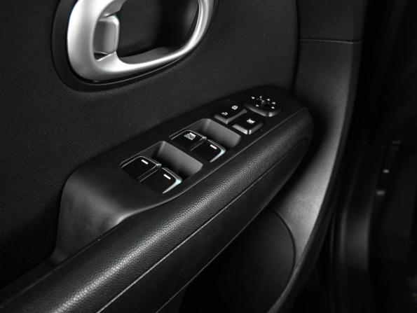 Kia Soul II Рестайлинг с пробегом 2017 года, цена 1 599 000 рублей, 92403 км, хэтчбек, Автокод Объявления