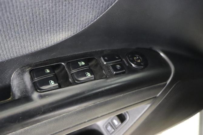 Hyundai Sonata V (NF) с пробегом 2007 года, цена 599 990 рублей, 268289 км, седан, Автокод Объявления