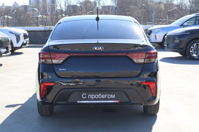 Kia Rio IV с пробегом 2019 года, цена 1 439 000 рублей, 71000 км, седан, Автокод Объявления