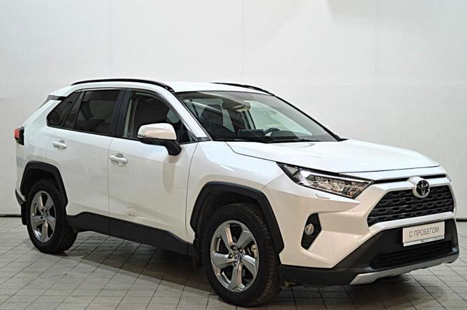 Toyota RAV4 V (XA50) с пробегом 2021 года, цена 3 499 000 рублей, 43000 км, внедорожник, Автокод Объявления