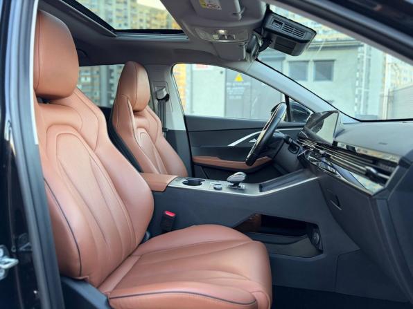 Omoda C5 I с пробегом 2022 года, цена 1 395 000 рублей, 122287 км, внедорожник, Автокод Объявления