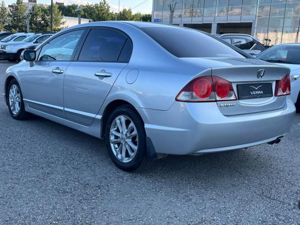 Honda Civic VIII с пробегом 2007 года, цена 690 000 рублей, 267887 км, седан, Автокод Объявления