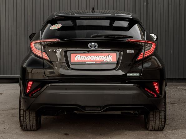Toyota C-HR I с пробегом 2018 года, цена 2 315 000 рублей, 89403 км, внедорожник, Автокод Объявления