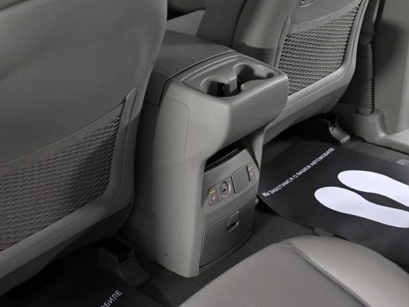 Kia Carnival III с пробегом 2018 года, цена 2 549 000 рублей, 151000 км, минивэн, Автокод Объявления