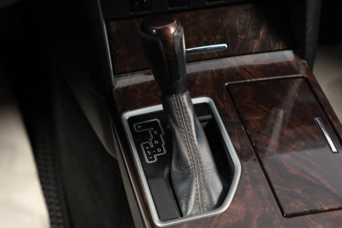 Toyota Camry VII (XV50) Рестайлинг с пробегом 2016 года, цена 1 999 000 рублей, 220000 км, седан, Автокод Объявления