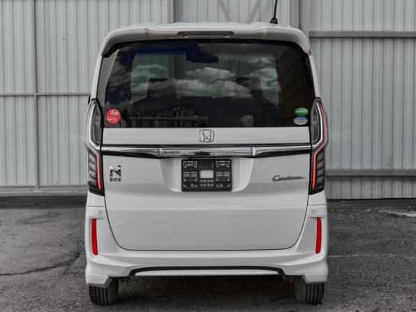 Honda N-BOX II с пробегом 2019 года, цена 1 210 000 рублей, 77411 км, минивэн, Автокод Объявления
