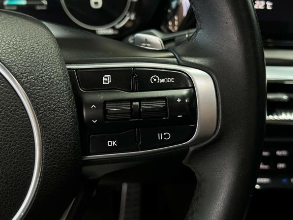 Kia K5 III с пробегом 2021 года, цена 2 700 000 рублей, 119978 км, седан, Автокод Объявления