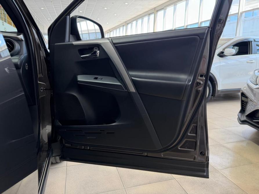 Toyota RAV4 IV (XA40) Рестайлинг Новороссийск  - изображение 26