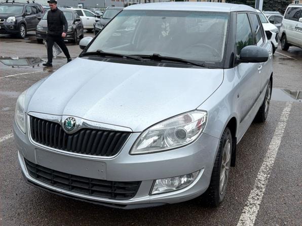 Skoda Fabia II Рестайлинг с пробегом 2011 года, цена 590 000 рублей, 105000 км, хэтчбек, Автокод Объявления