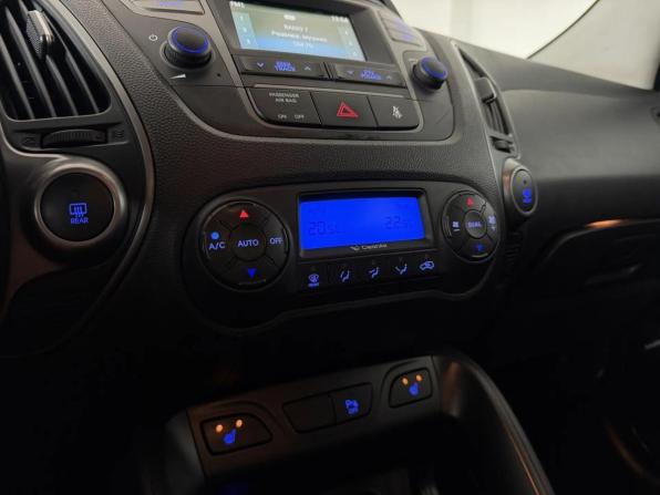Hyundai ix35 I Рестайлинг с пробегом 2013 года, цена 1 280 000 рублей, 165470 км, внедорожник, Автокод Объявления