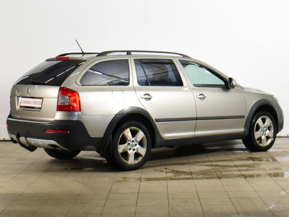 Skoda Octavia II (A5) Рестайлинг с пробегом 2012 года, цена 899 000 рублей, 240050 км, универсал, Автокод Объявления