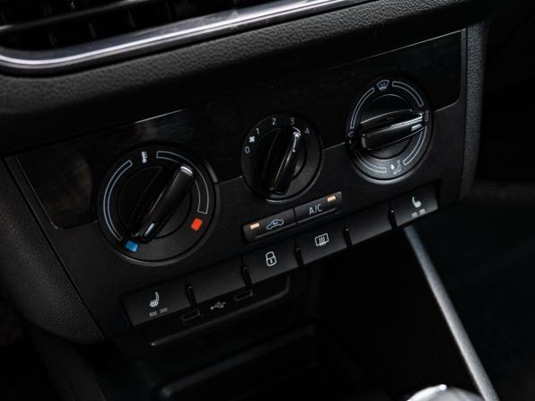 Volkswagen Polo V Рестайлинг с пробегом 2020 года, цена 1 710 000 рублей, 94187 км, седан, Автокод Объявления