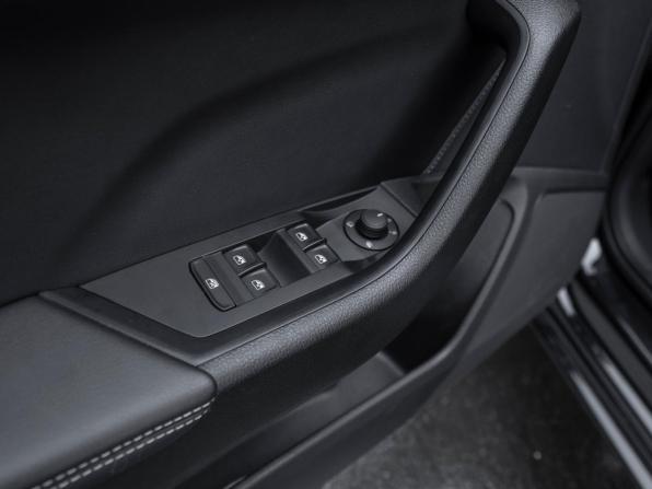 Skoda Superb III Рестайлинг с пробегом 2025 года, цена 3 050 000 рублей, 3424 км, лифтбек, Автокод Объявления