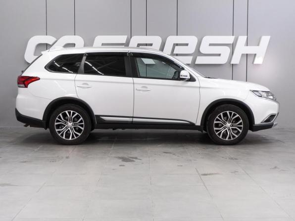 Mitsubishi Outlander III Рестайлинг 2 с пробегом 2018 года, цена 2 975 000 рублей, 139434 км, внедорожник, Автокод Объявления