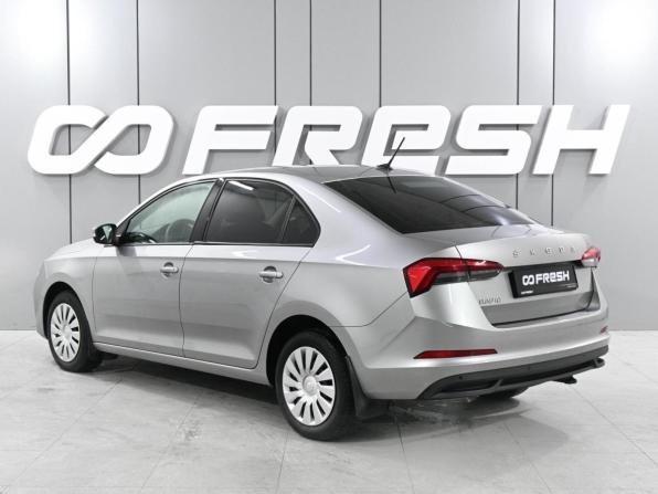 Skoda Rapid II с пробегом 2021 года, цена 1 699 000 рублей, 94390 км, лифтбек, Автокод Объявления