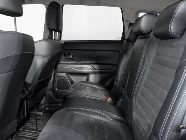 Mitsubishi Outlander III Рестайлинг 3 с пробегом 2021 года, цена 2 470 000 рублей, 122100 км, внедорожник, Автокод Объявления