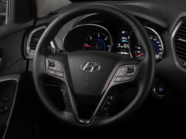 Hyundai Santa Fe III с пробегом 2013 года, цена 1 729 000 рублей, 227228 км, внедорожник, Автокод Объявления