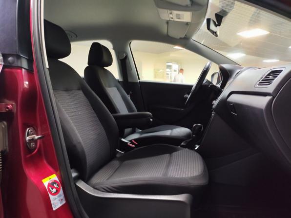 Volkswagen Polo V с пробегом 2011 года, цена 499 000 рублей, 243030 км, седан, Автокод Объявления