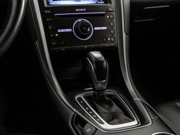 Ford Mondeo V с пробегом 2017 года, цена 1 599 000 рублей, 160588 км, седан, Автокод Объявления