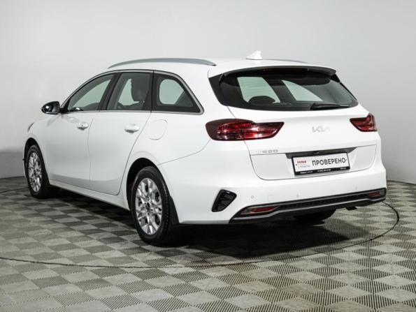 Kia Ceed III Рестайлинг с пробегом 2021 года, цена 2 190 000 рублей, 82000 км, универсал, Автокод Объявления