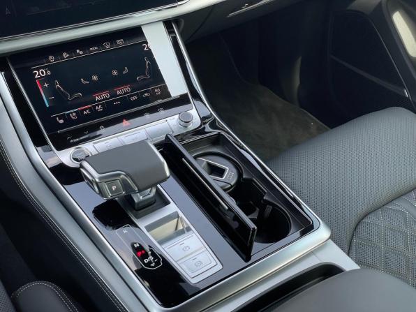 Audi Q7 II (4M) Рестайлинг 2 с пробегом 2025 года, цена 12 790 000 рублей, 10 км, внедорожник, Автокод Объявления